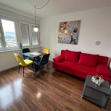 Four Pearls Apartment Karlovac Exterior photo
